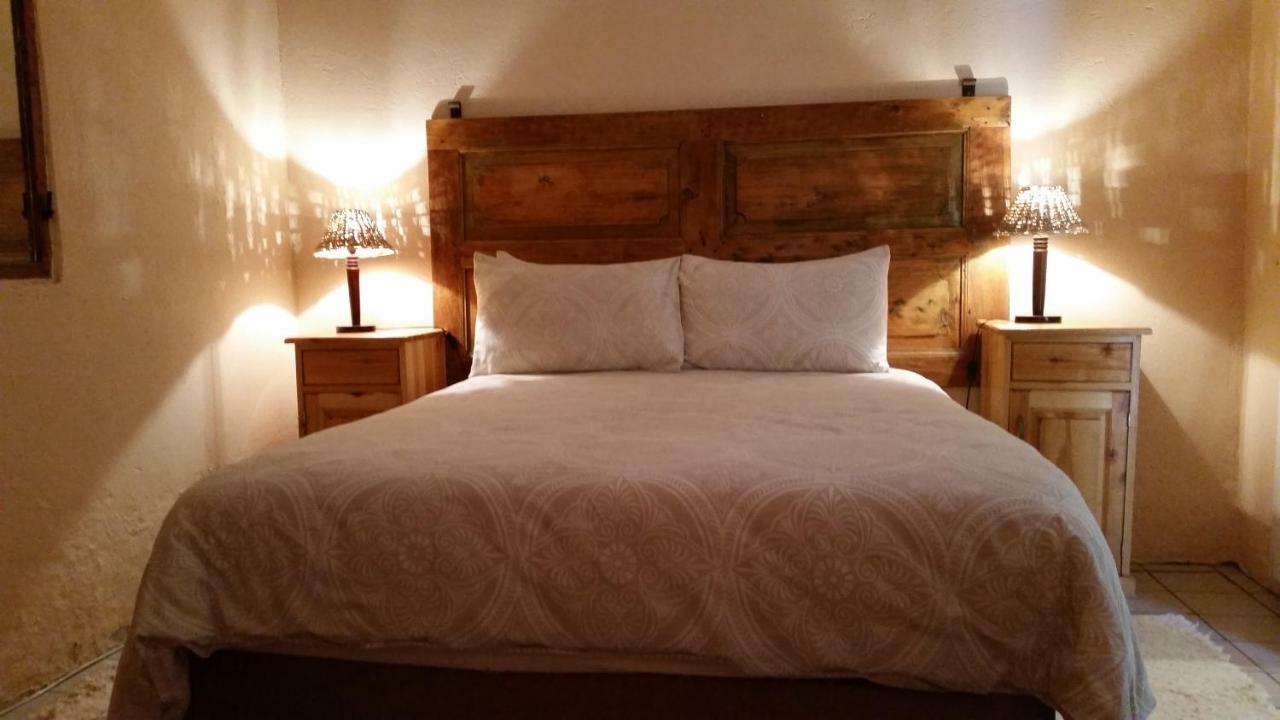 Calvinia Guesthouse מראה חיצוני תמונה