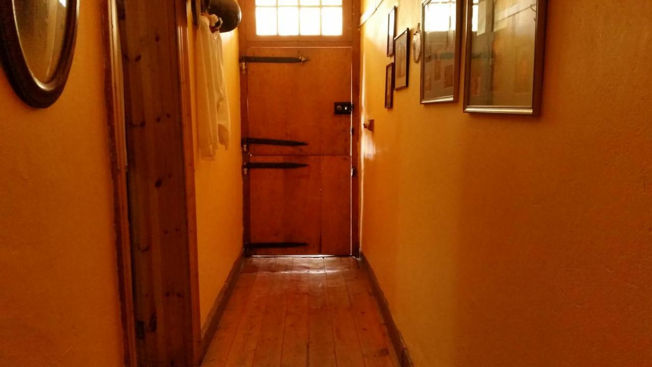 Calvinia Guesthouse מראה חיצוני תמונה