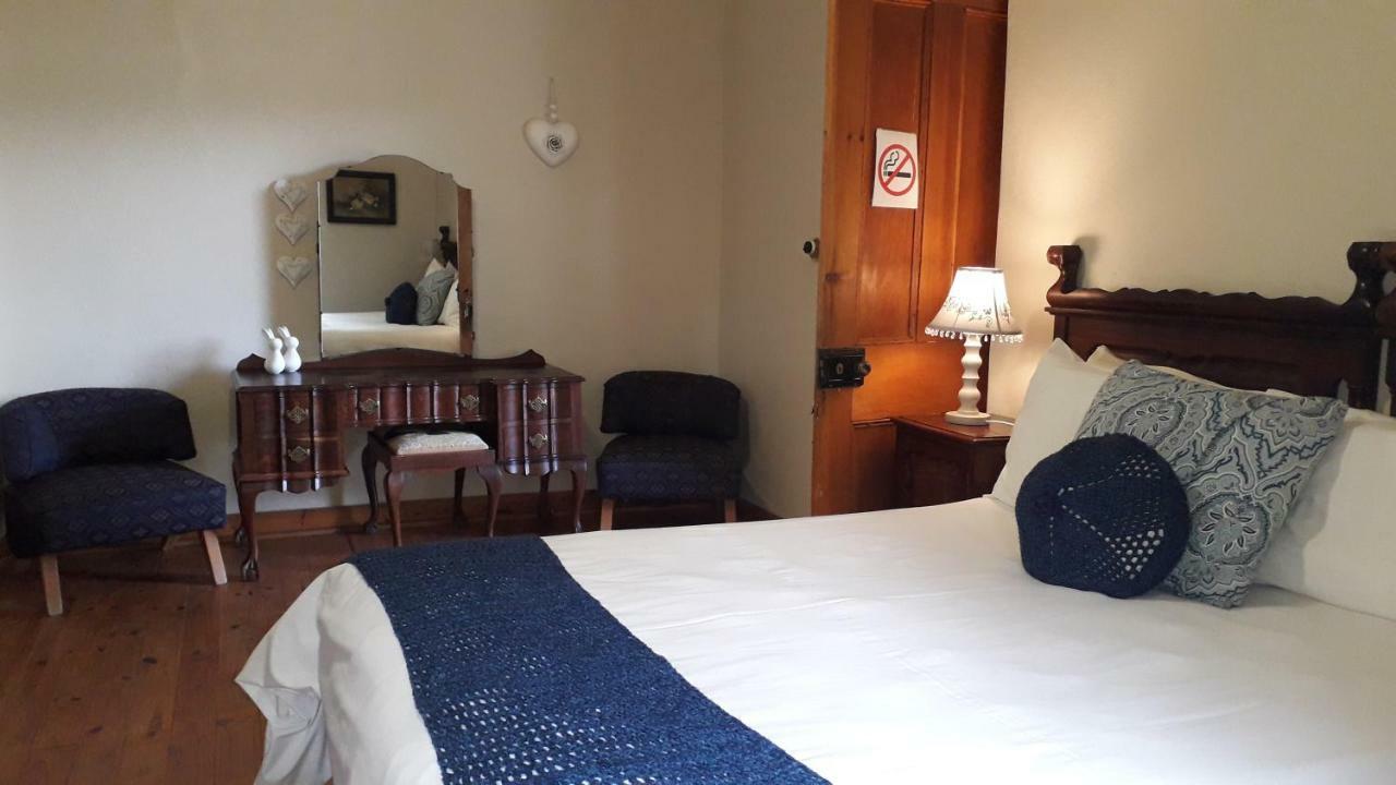 Calvinia Guesthouse מראה חיצוני תמונה